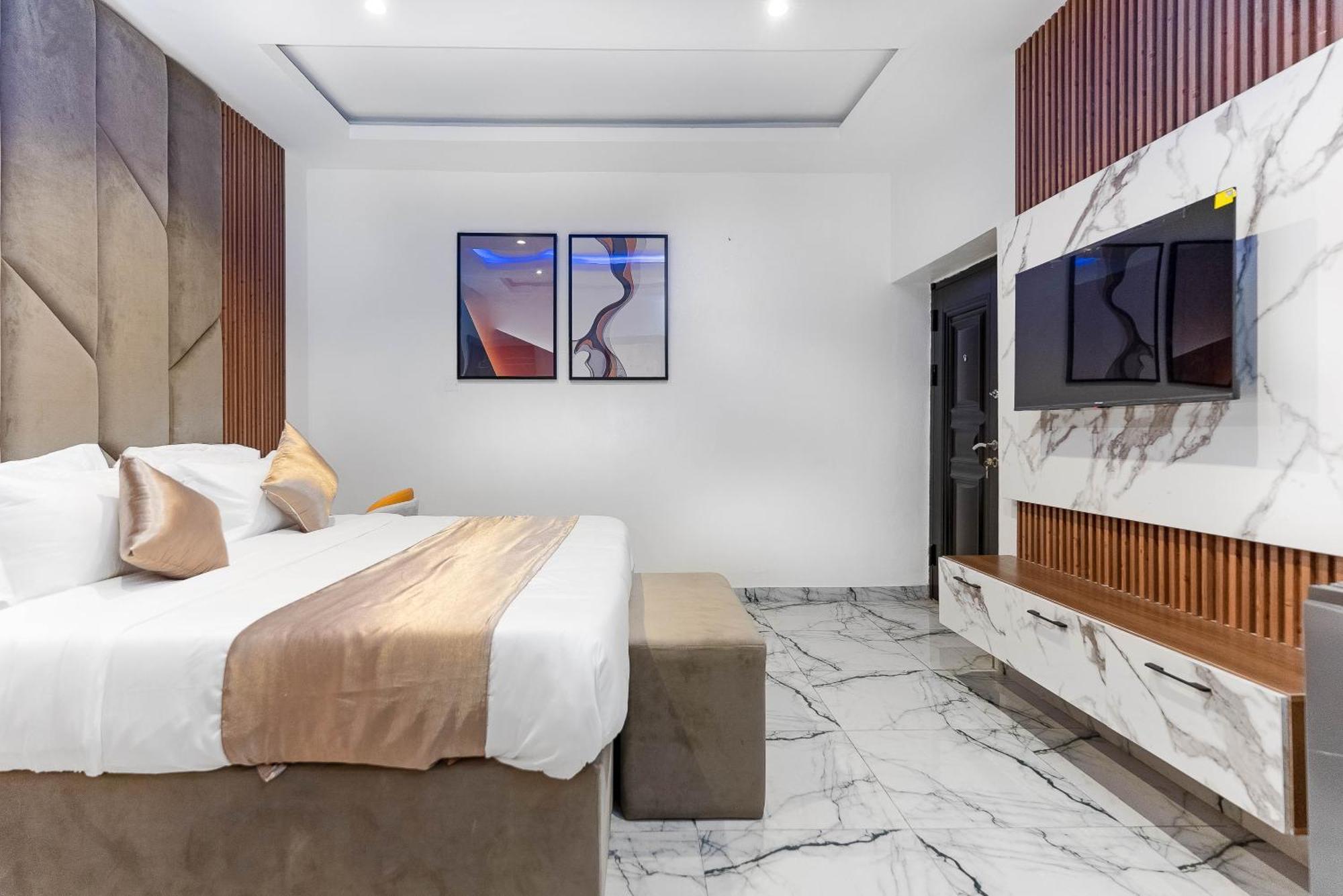 God'S Touch Apartments Remi Fani Kayode Gra. Икея Экстерьер фото